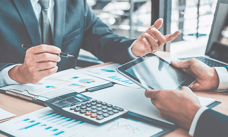 Consultoría en gestión financiera en Perú